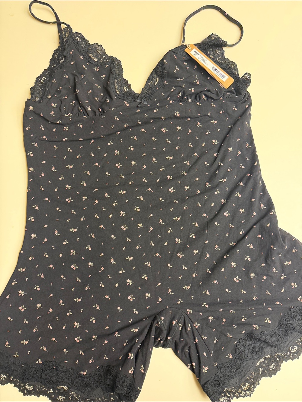 SKIMS Fits Everybody Lace Triangle Onesie in Rosebud 3X
